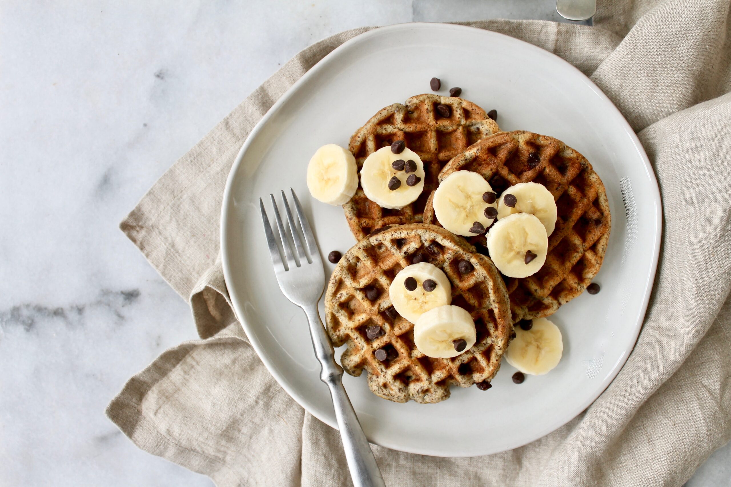 Banana Chocolate Chip Flax Waffles - Prescribe Nutrition