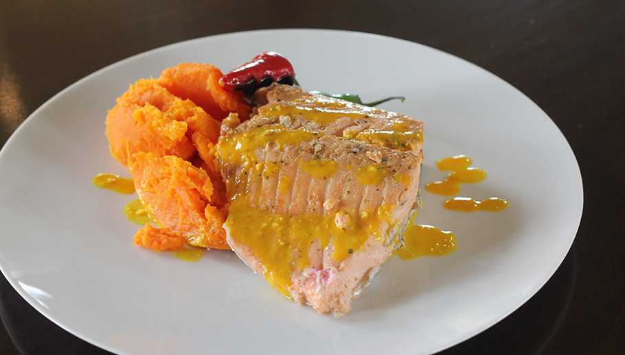 Thai Coconut Poached Salmon - Prescribe Nutrition