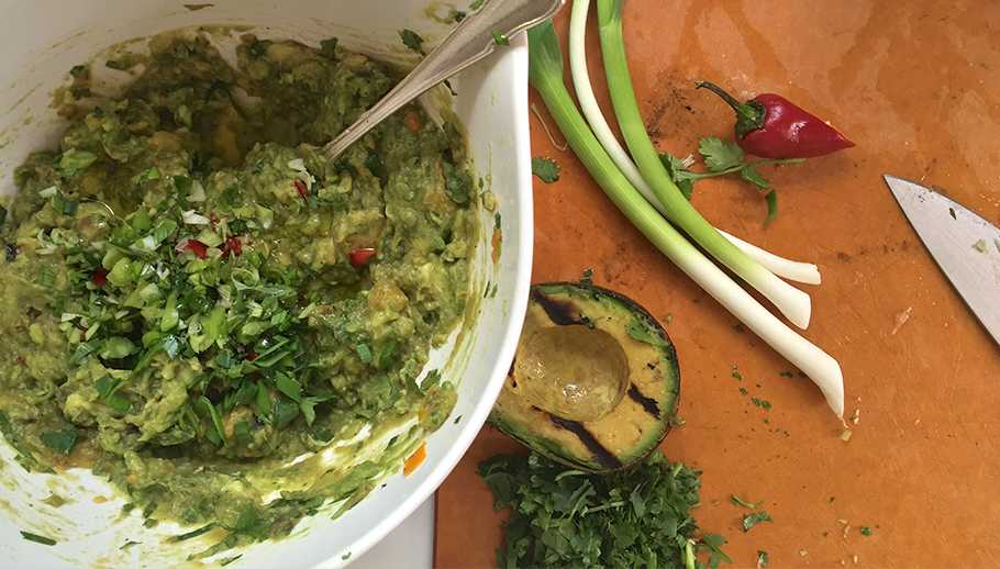 Grilled Guacamole - Prescribe Nutrition